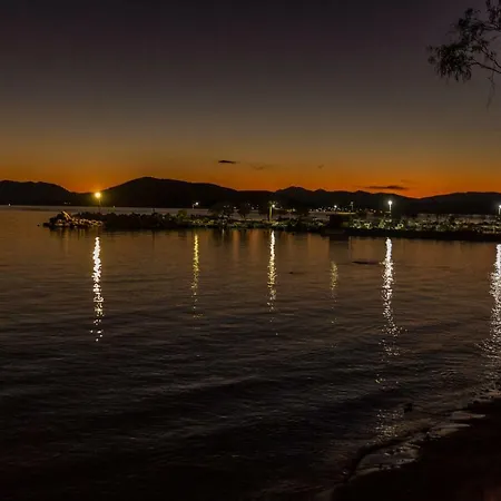 Villa Euphoria In Aegina, A' Marathonas Bay Exterior photo